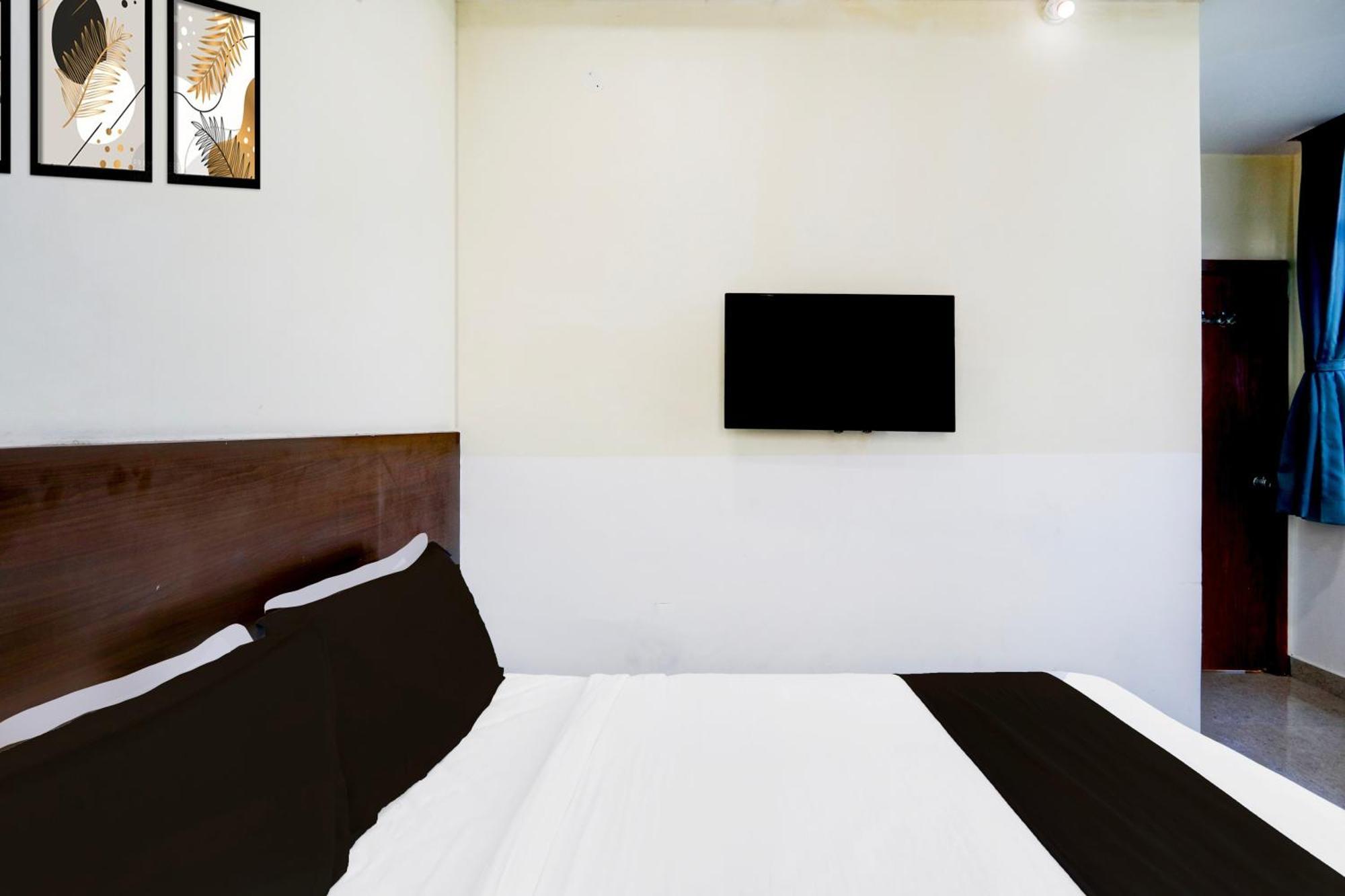Super Hotel O At Home Hotel Darbar Hyderabad Exterior foto